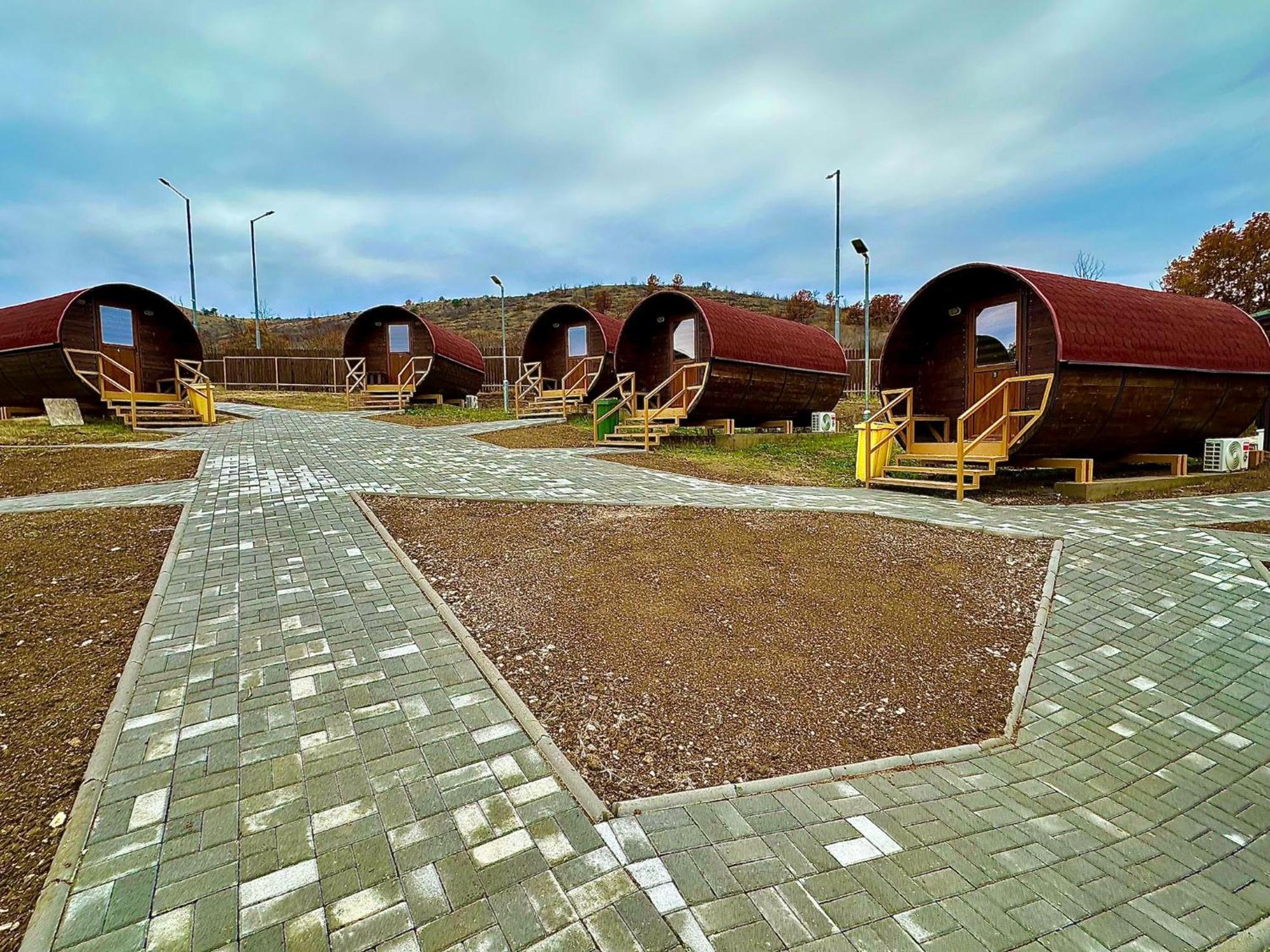 Eco Camp Lake Mladost Veles Bagian luar foto